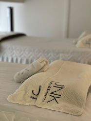 -JNK皮肤管理中心