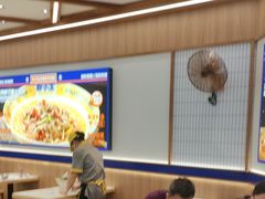 -粉小主·贵州酸汤牛肉粉(南京仙林金鹰店)