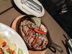 -Chili's Cafe&Bar奇利斯(滨江店)