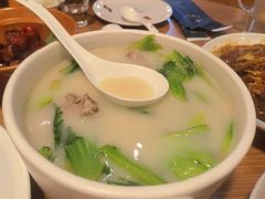 -山楂树融合菜餐厅