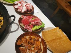 -岗上渣渣老火锅(上大田湾店)