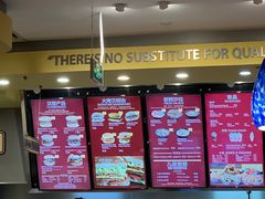 -The Habit Burger Grill 哈比特汉堡(爱琴海店)