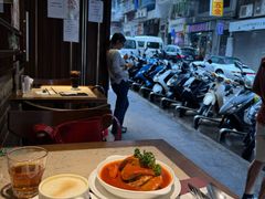 -阿维斯咖啡(镜湖店)