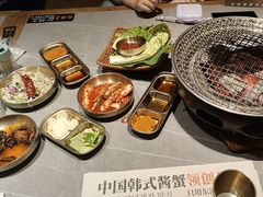 -草家酱蟹炭火烤肉店(珲春南路一店)