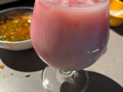 -伴山牛贵州黄牛肉火锅·苗疆非遗艺术餐厅(上海首店)