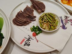 -梅利汴京烤鸭•开封豫菜地标店(东大街店)