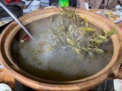 石橄榄炖鸡-洪大厨鸡煲(福田店)