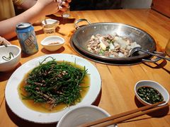 -大众跷脚牛肉馆·非遗传承单位(峨眉山店)