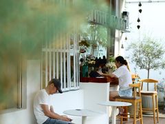 -Cafe In Little Forest