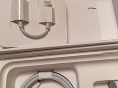 -Apple零售店(华贸购物中心店)