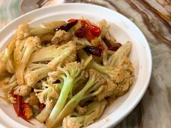 炝炒有机花菜-椿记烧鹅(叠彩店)