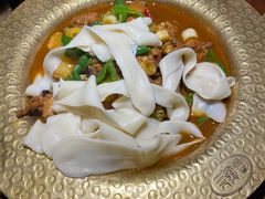 新疆大盘鸡-楼兰新疆主题餐厅(坂田佳华领汇广场店)