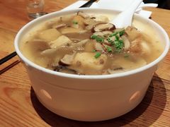 -陌上花开餐厅(云山路店)