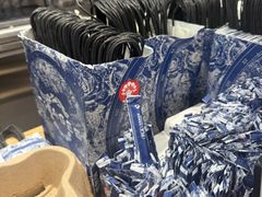 -霸王茶姬(上海静安大悦城店)