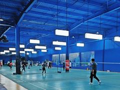 -尤尼克斯羽毛球主题馆