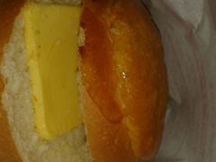 -好好味港式菠萝包(師大夜市 港式甜品 手工麵包 港式下午茶 專業烘焙 港式茶飲 菠蘿專賣 特調飲品 外送 精緻下午茶)