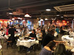 大堂-鲜入围煮花胶鸡海鲜火锅