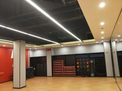 -乐刻运动健身(同曦假日百货店)