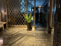 -御花园酒店(希尔顿店)