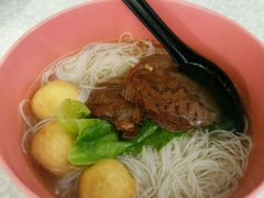 牛展鱼旦米-胜记士多小食店