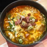 「芝士火腿辛拉面」他的火腿是像港式的午餐肉那样