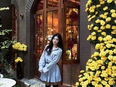 -月亮眼花园餐厅书吧酒吧