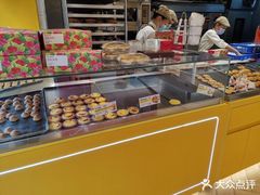 面包甜点陈列柜-嘉华饼屋JOY BAKERY(南屏街店)