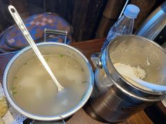 -富正毅三下锅·湘西韵味(天门山索道店)