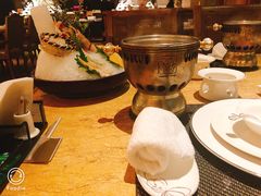 -雍和会海鲜姿造自助(湖东路店)