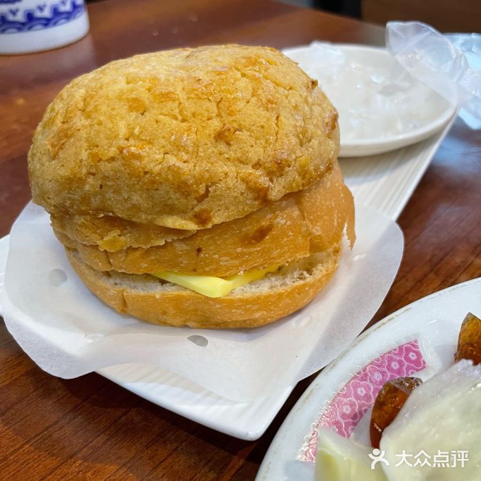 德宏记·茶餐厅(新辰里学清路店)冰火菠萝油图片