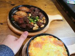 -老东镇啤酒屋海鲜加工·蒸汽海鲜·海鲜烧烤(台东店)