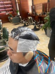 -尼特斯男士发型馆