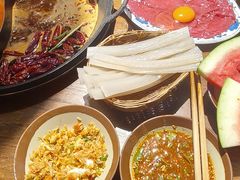 -萍姐火锅·公路夜市(武汉首店)