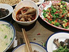 -二孃鸡爪爪(东风路总店)
