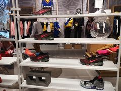 -NIKE KICKS LOUNGE体验店(北京新中关店)