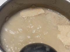 -红鼎豆捞·非遗鲍皇汤火锅(宝丰路店)