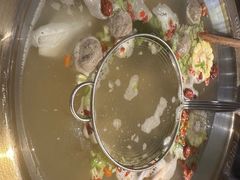 -天成·潮州牛肉脆肉鱼生蚝自助火锅