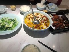 -荷花亭·湖北融合菜(中商广场店)