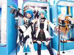 -东浩兰生上海世博展览馆