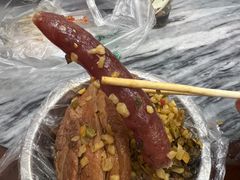 -梁阿婆廿年老牌扣肉糯米饭