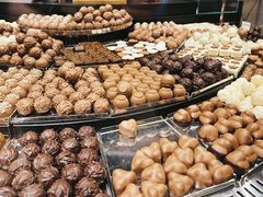 -Laderach 莱德拉(上海环贸iapm店)