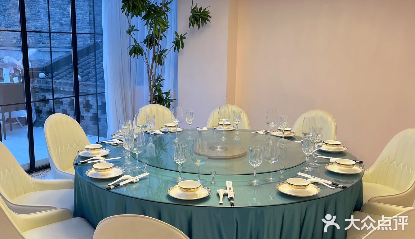 我又快乐了 这家下午茶环境真的吹爆55