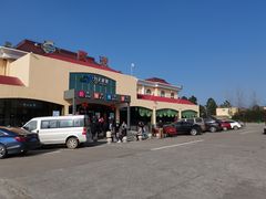 -鹰潭服务区-停车场