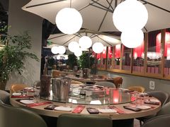 大堂-日进一片海.生腌海鲜火锅.宵夜烧烤(三里屯总店)