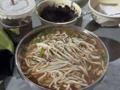 -正宗杨记普洱酸醋米线(总店)