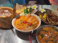 -小小集渔·泰式大排档(太古里香槟店)