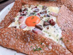 鸡蛋蘑菇熏肉荞麦可丽饼-RAC BAR(安福路店)