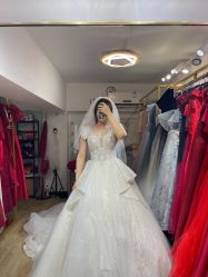 -NaNa婚纱礼服馆