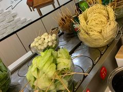 -百品聚旋转火锅(万德庄店)