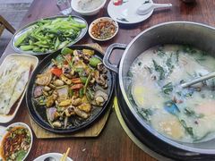 -番禺新鲜猪杂粥(聚德店)